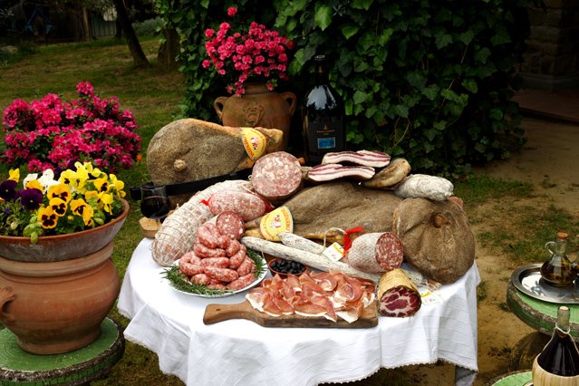 Assortimento vario salumi
